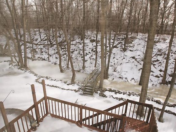 3rd image of 1425 Creek Pointe