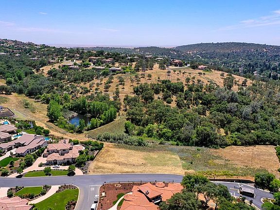 4th image of 7472 Sangiovese Dr