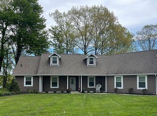 828 Western Star Ct, Rome, OH 44085