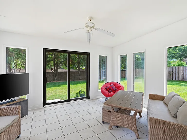 6306 Dunaway Ct — Photo 62