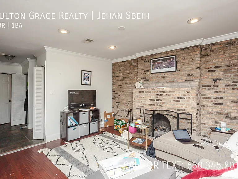 2136 N Bissell St #G — Photo 2