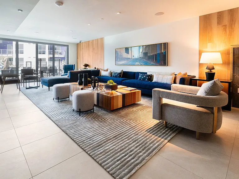 Upper Ivy Residences — Photo 7