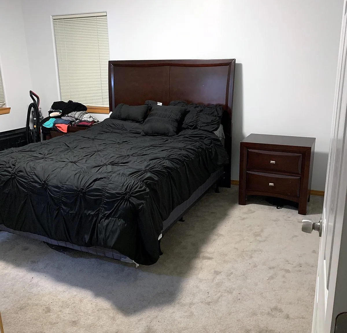 2 bed, 1100 sqft, $1,800 — Photo 3