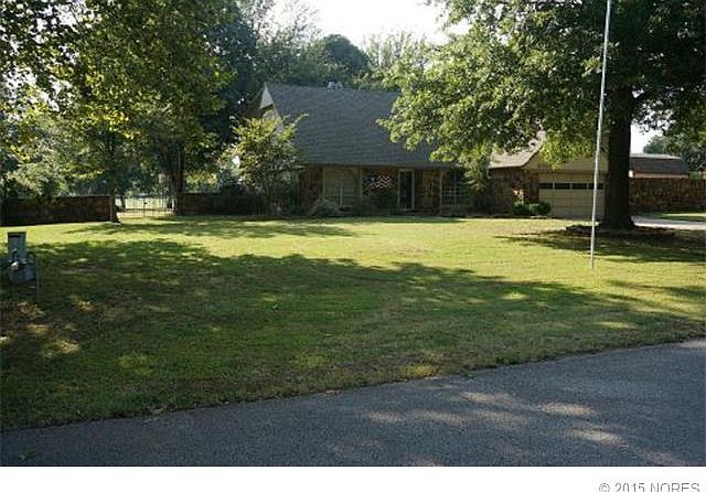 1st image of 10504 S 200 East Ave