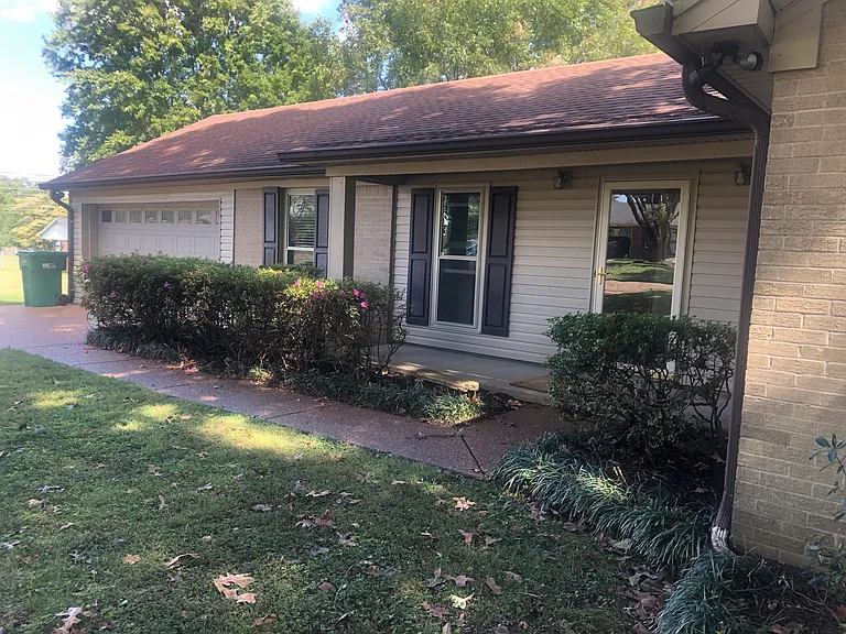 24 Woodard Dr — Photo 2