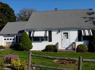 511 Boyds Ln, Portsmouth, RI 02871