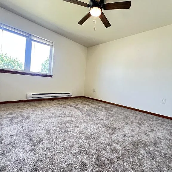 261 Wintergreen Dr — Photo 10