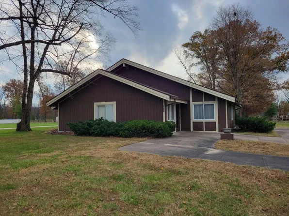 311 E Glenwood Ave, Olney, IL 62450