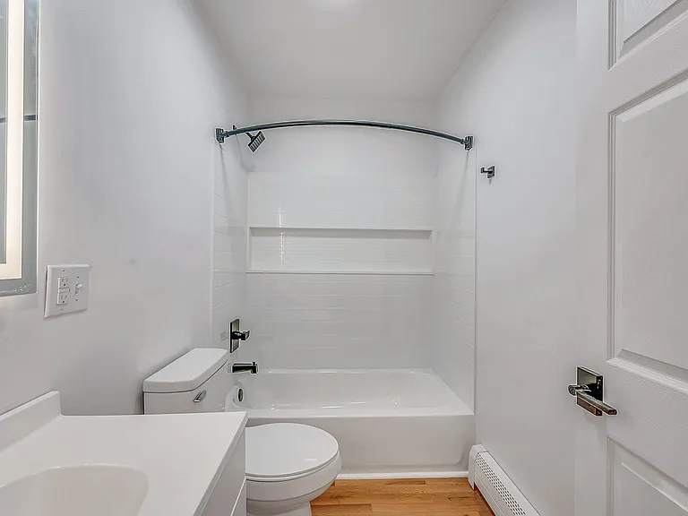 28 Rock St — Photo 11