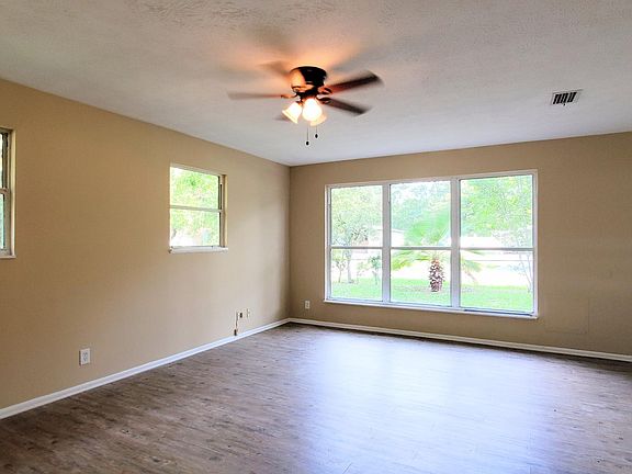 4th image of 7189 Koleda Dr