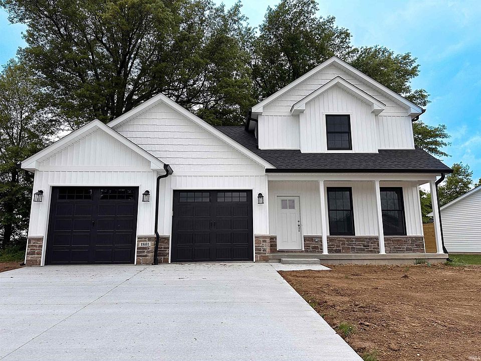 1st image of 1801 N Sandal Wood Dr