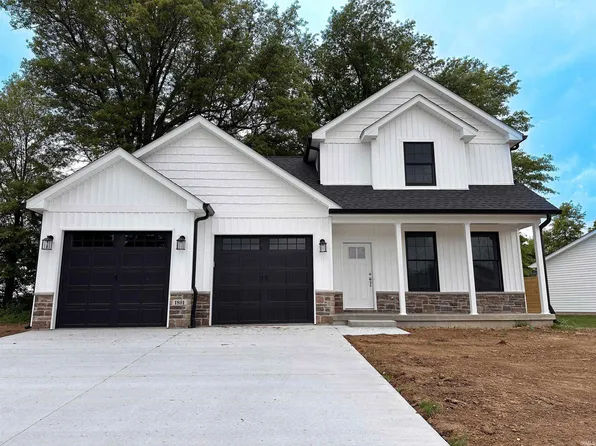 1801 N Sandal Wood Dr, Yorktown, IN 47396