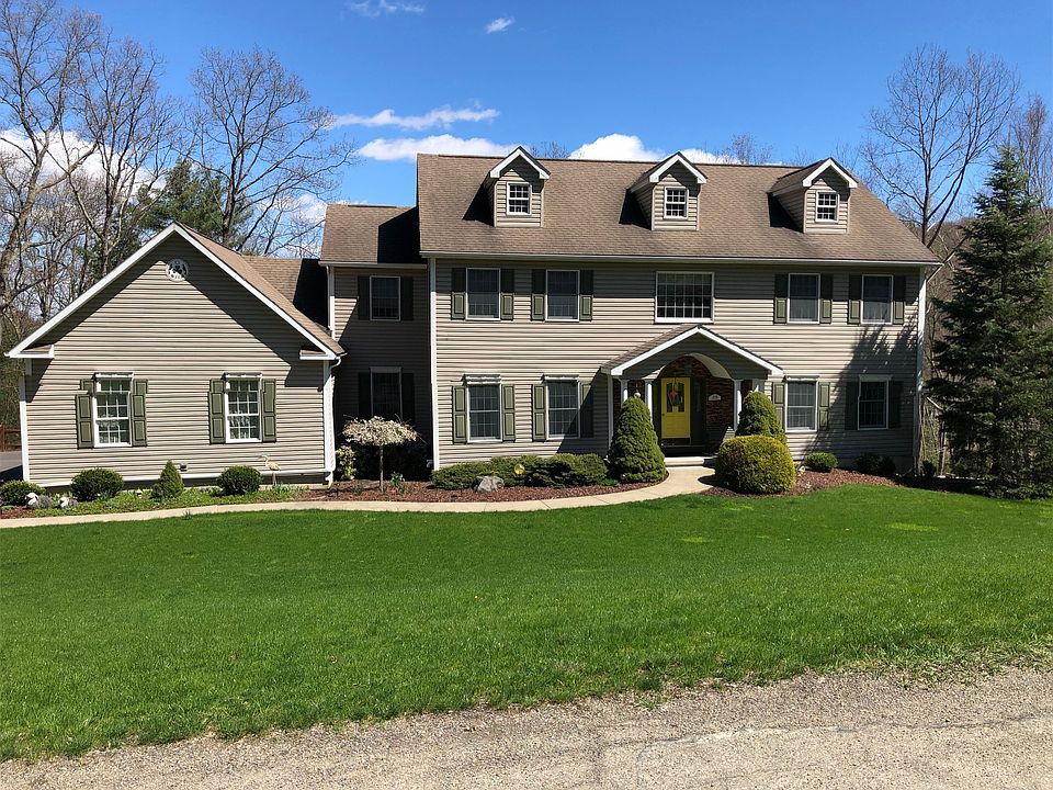 1st image of 335 Sullivan Dr