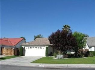 4910 Marsh Hawk Dr, Bakersfield, CA 93312