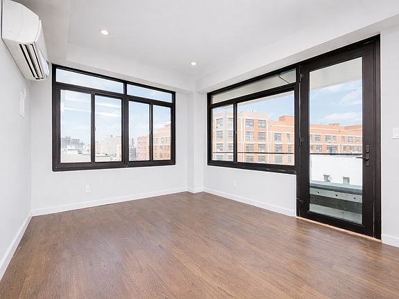 5th image of 591 Bushwick Ave #406