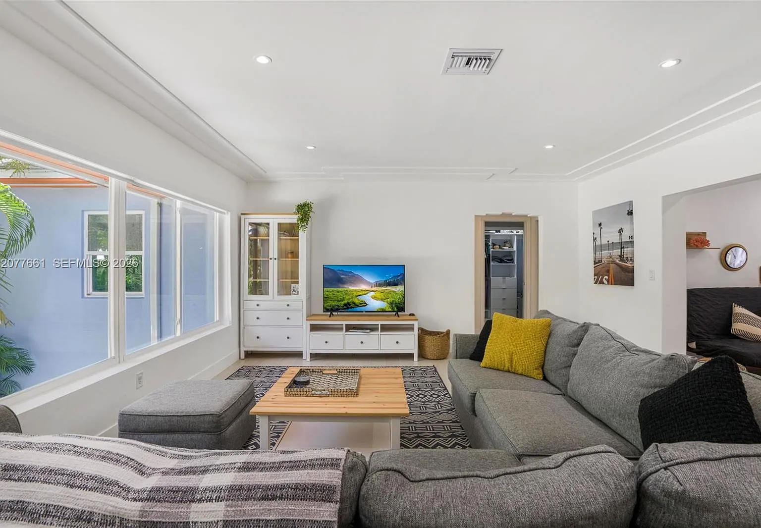 Mitchell Manor Exten — Photo 4