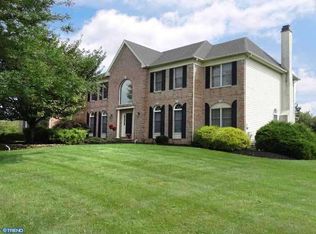 2068 Silverwood Dr, Newtown, PA 18940