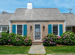 1 E Lincoln Ave, Nantucket, MA 02554