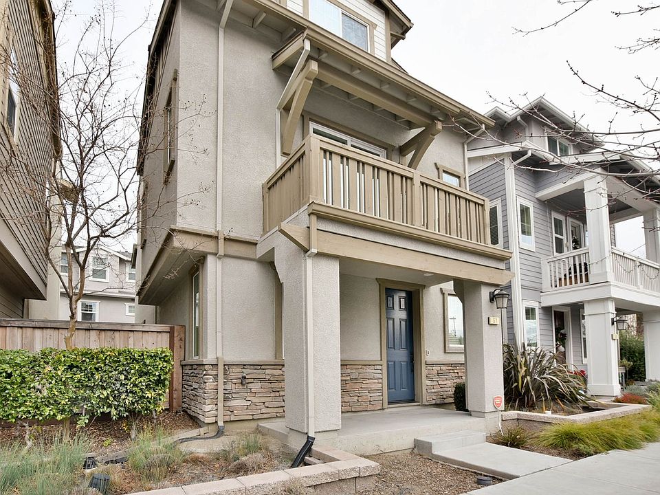 1st image of 57 Kennedy Ave