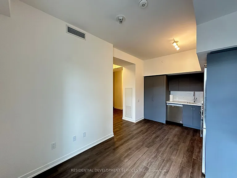 500 Wilson Ave #540 — Photo 4