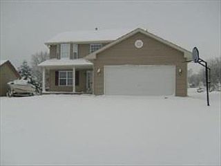1st image of 104 Queens Pl SE
