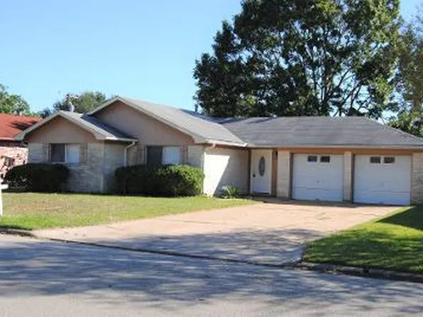 2817 Fairfield Ave, Texas City, TX 77590