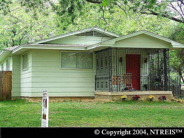 1st image of 2623 Fernwood Ave