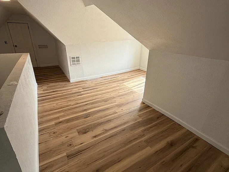 1001 N Hobson Ave — Photo 9