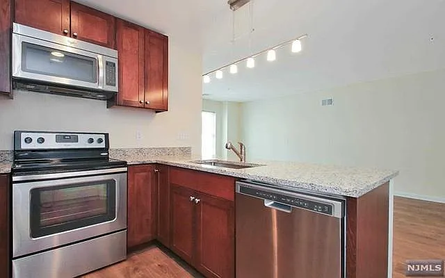 16 Matt Fenton Dr #16 — Photo 3