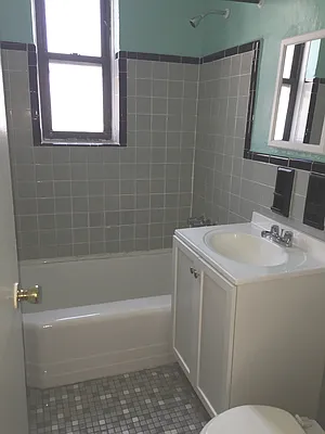 Rented by TMT Realty Group | media 18