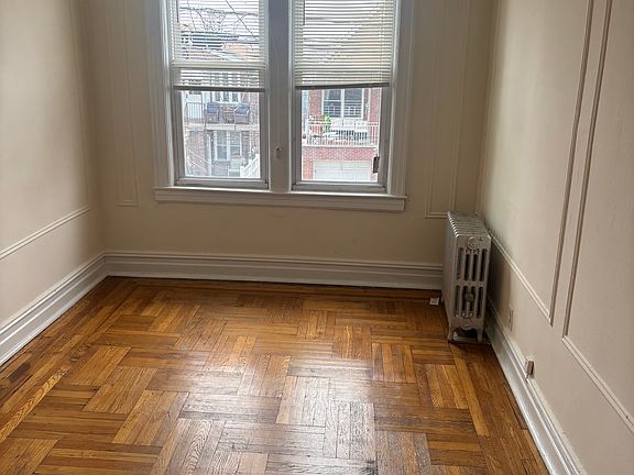 3rd image of 1918 Colden Ave APT 2