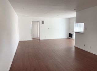 SM, Los Angeles, CA 90035