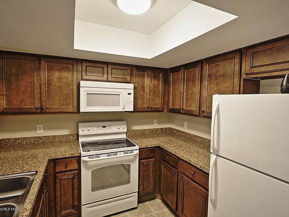 3rd image of 1079 Ellen Ct #101079