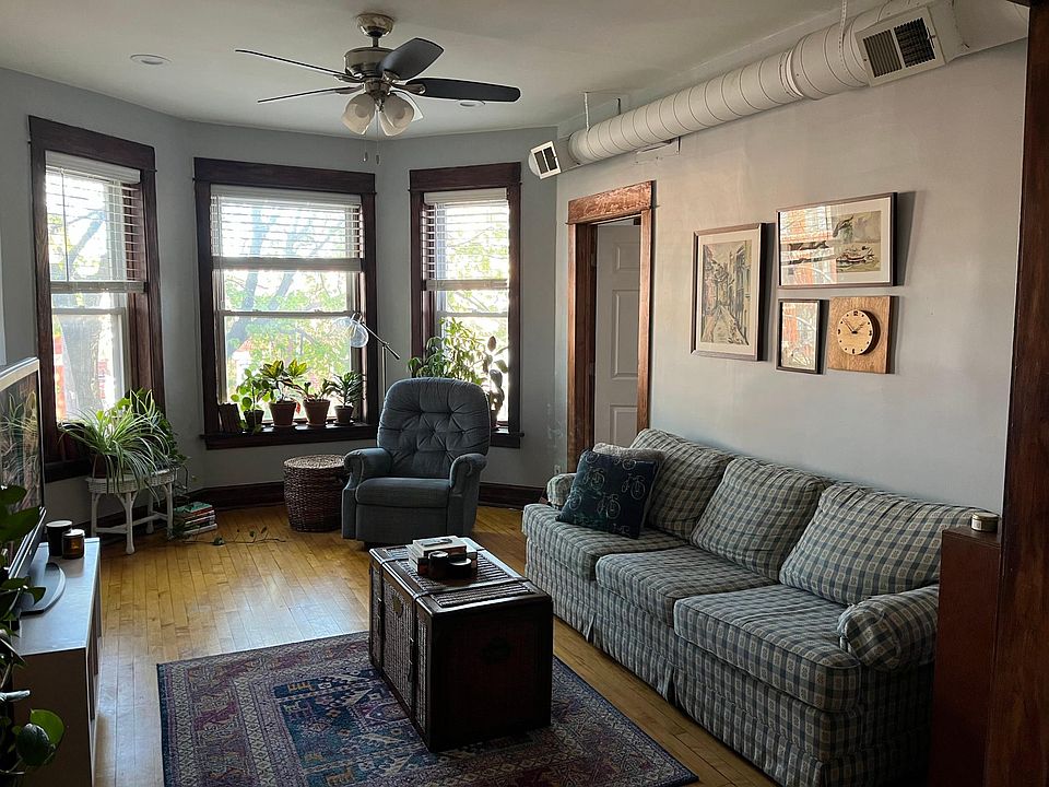 1st image of 736 S Claremont Ave #2
