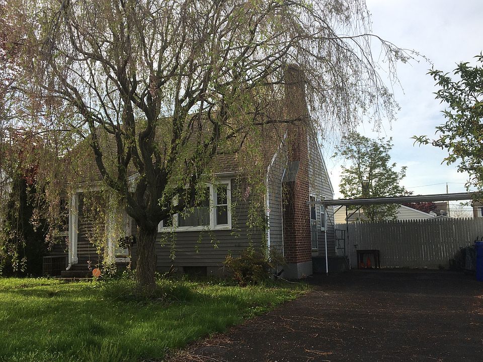 2nd image of 48 Baxter Dr