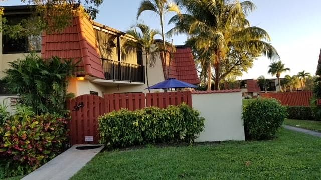 1st image of 3891 Victoria Dr