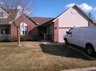 346 Woodfield Square Ln, Brighton, MI 48116