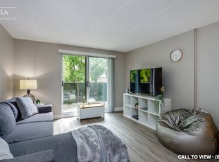 43 Taunton Rd E #31, Oshawa, ON L1G 3T6