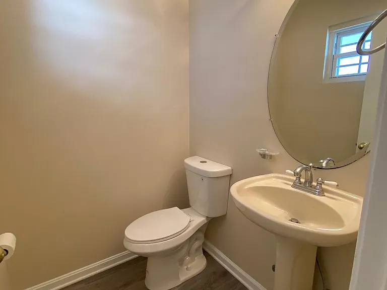 8569 Harvest View Ct — Photo 7