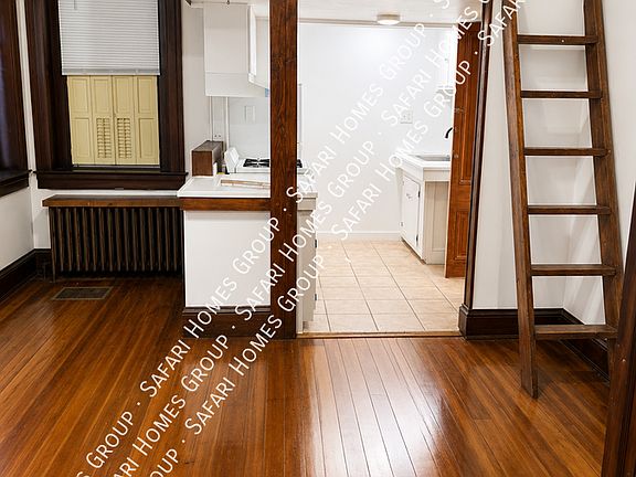 4th image of 220 S Augusta Ave #1F