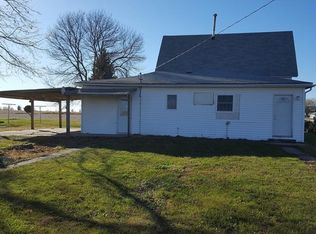 1114 Upton St, Columbia, IA 50057