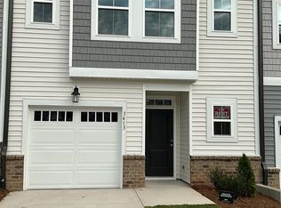 3413 Oak Pass Dr, Raleigh, NC 27609