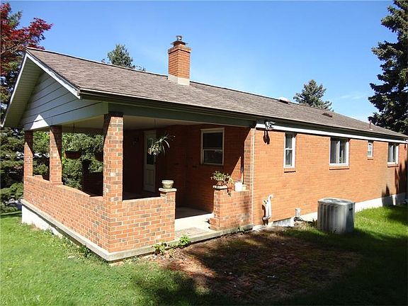 5th image of 203 Monica Dr