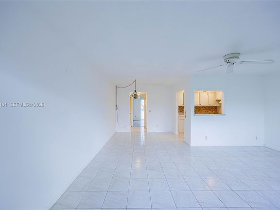 4th image of 303 Preston E #303-H