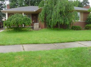 29543 Mark Ln, Livonia, MI 48152