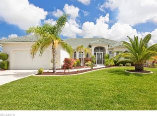 1429 Wellington Ct, Cape Coral, FL 33904