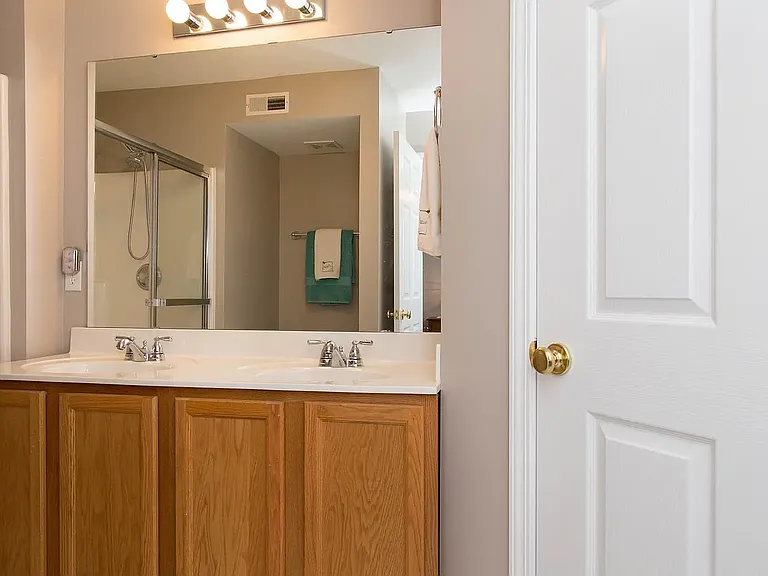 636 Homerun Dr — Photo 17