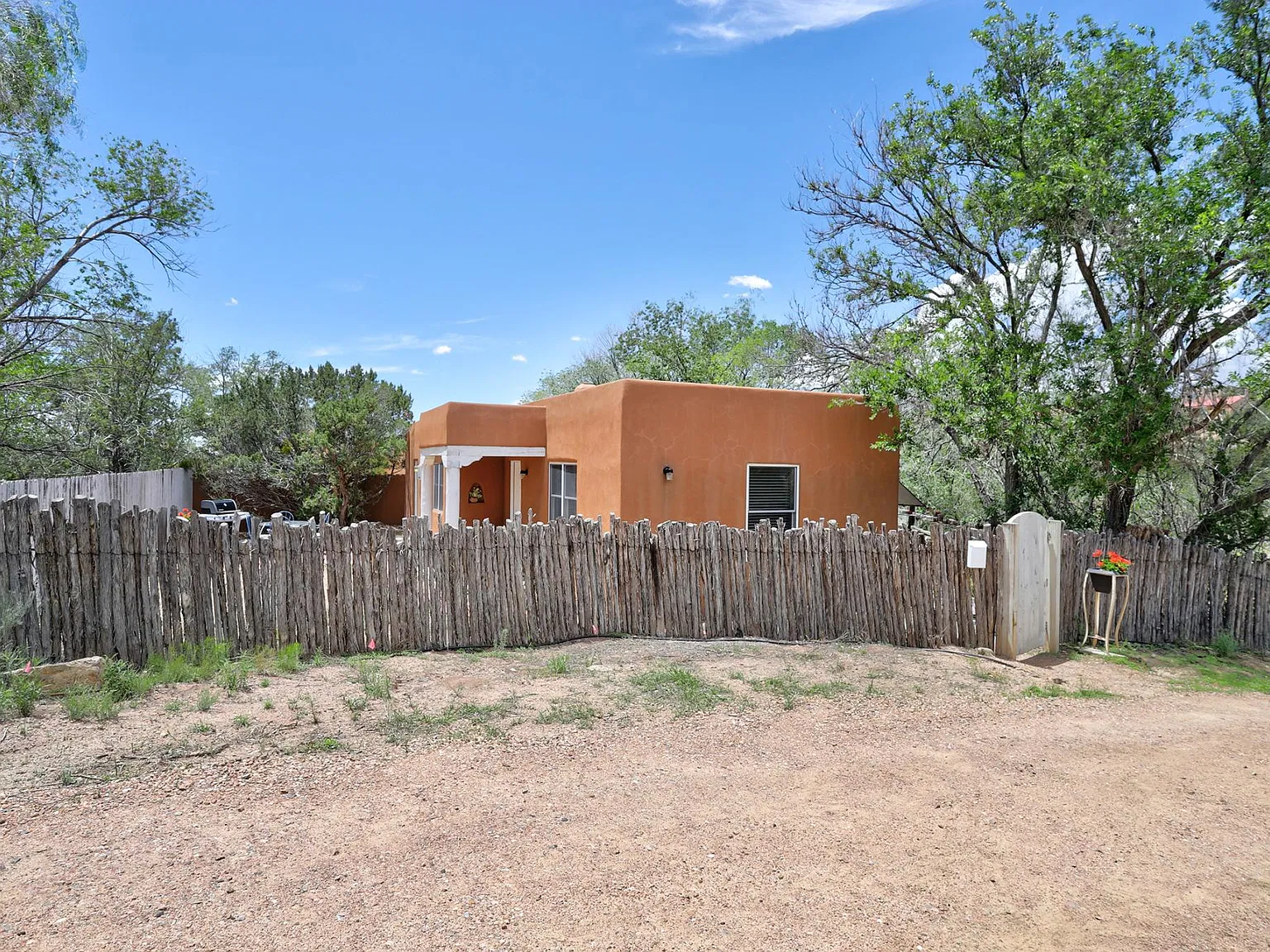 Bishops Lodge Rd, Santa Fe — Photo 2