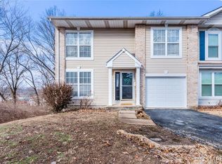 8233 Swarthmore Ct, Saint Louis, MO 63130