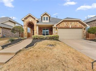 902 Honeywell Dr, Anna, TX 75409